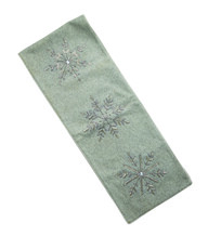 Snowflake Table Runner